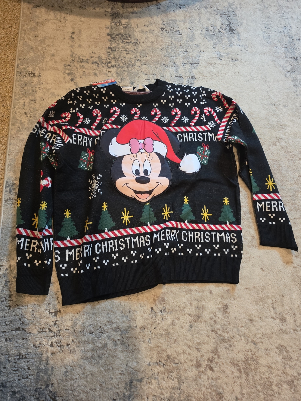 PatPat Black Minnie Mouse Holiday Crewneck Sweater with Red Hat